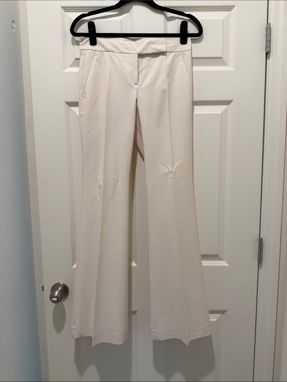 Theory Cream Boot Cut Dress Pants size 2